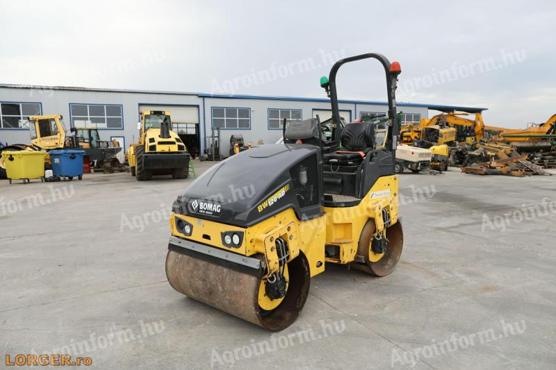 Bomag BW120 AD-5 tandem henger