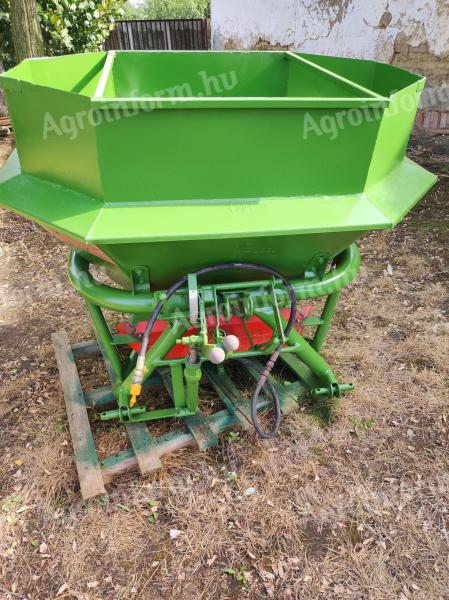 Amazone ZA-F402 fertilizer spreader for sale