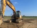 Liebherr 906 excavator, very good condition for sale