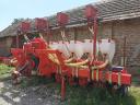 Agrional 8, 45 cm row spacing soy spreader with micro granular spreader