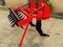 2 and 3 knife soil spreader