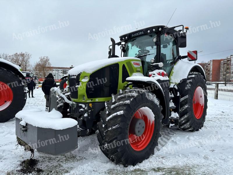 Claas Axion 930 (1866 prevádzkových hodín)