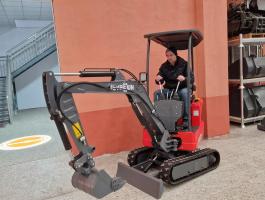 Everun ERE12 Pro mini forgó kotró Kubota motorral