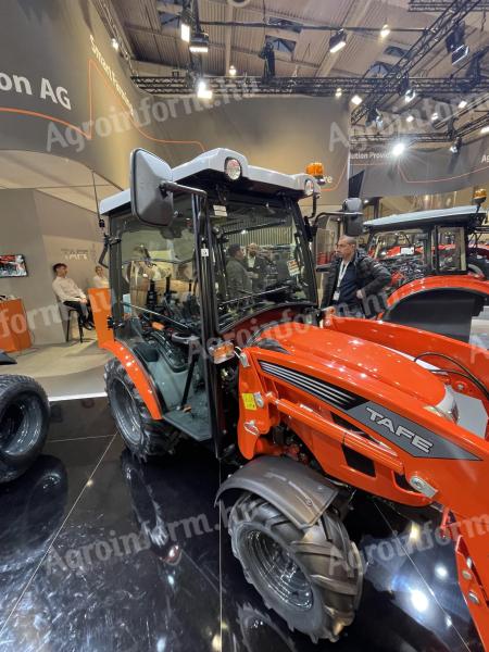 Malotraktor Tafe 6028 s kabinou IGJ