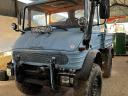 Mercedes-Benz Unimog U900/400