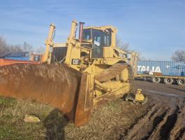 Caterpillar D8L dózer