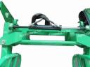 Geo BG front loading adapter: bale catcher