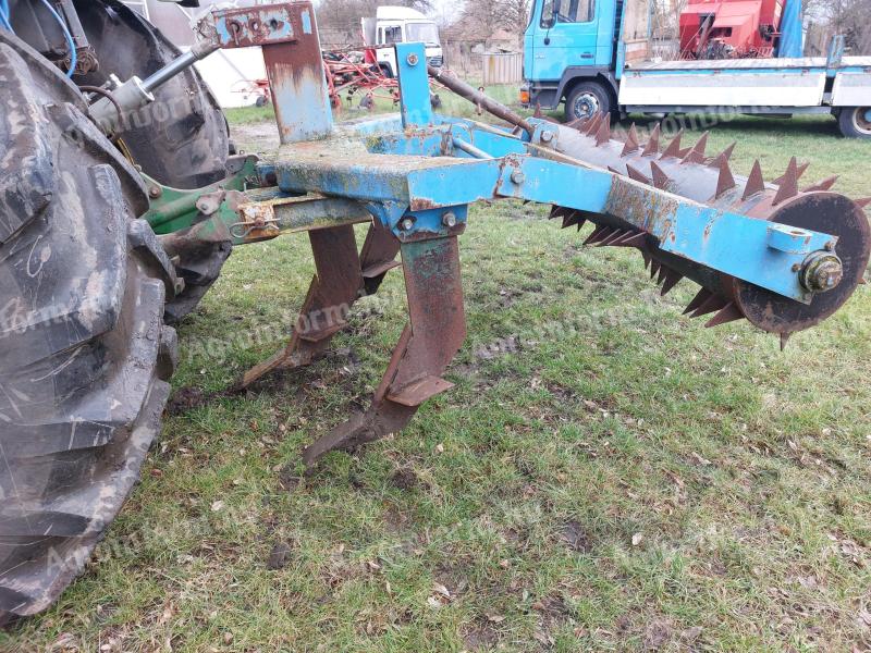 Soil spreader for sale