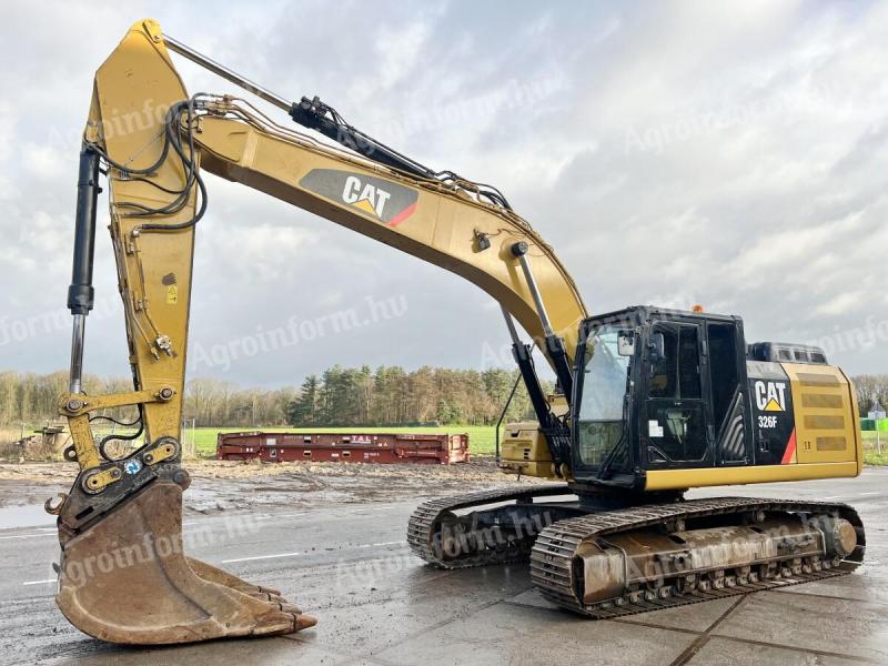 Caterpillar 326FL / 2017 / 6700üó / Klíma / Lízing 20%-tól