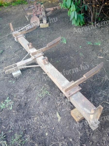 ROW CENTRE CULTIVATOR, SEED DRILL FOR SALE