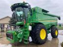 John Deere S770 (661/1 035 hours)