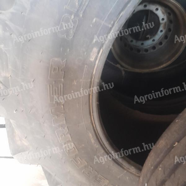 Nová pneumatika na traktor Firestone 420/85 R34