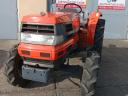 Kubota GL29 összkerékhajtású,  szervokormányos,  irányváltós,  29 lóerős japán traktor