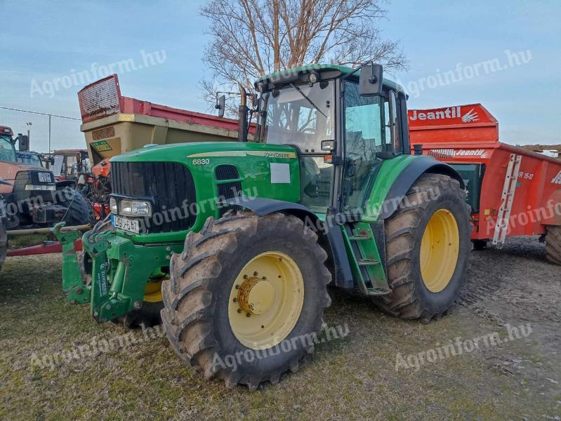 John Deere 6830 traktor