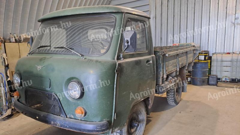 UAZ with flatbed