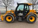 JCB 541-70 (8408 hours)