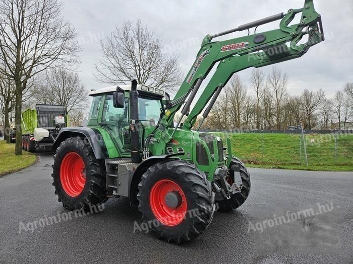 Fendt 712 Vario homlokrakodós traktor