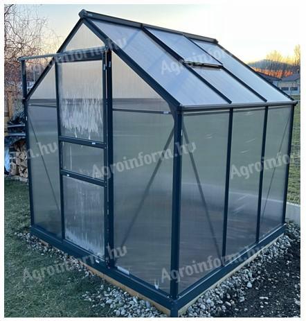 Glasshouse / Greenhouse