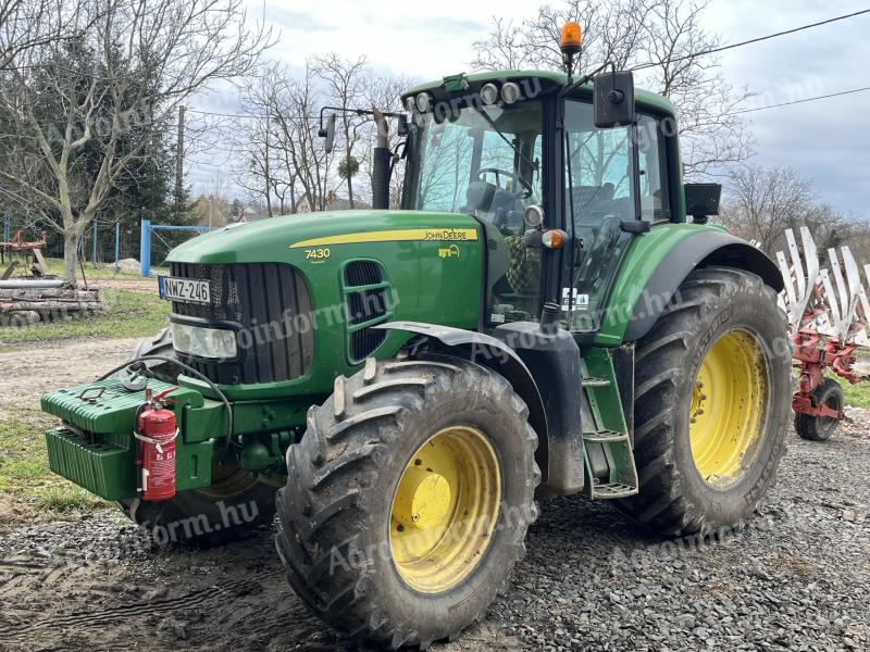 JOHN DEERE 7430 Prémium ELADÓ