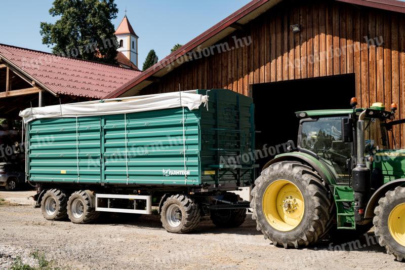 Farmtech DDK 2400 three-axle demo trailer