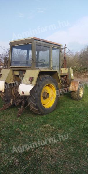 Remaining parts of the ZT 323 tractor