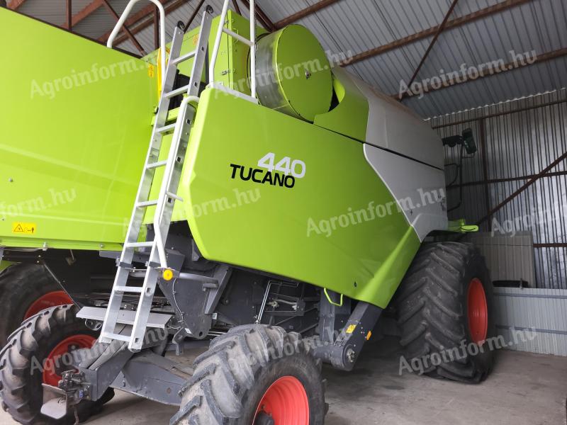 CLAAS TUCANO 440