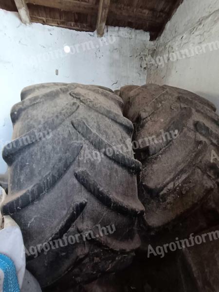 Pneumatiky 800/65 R32 na prodej