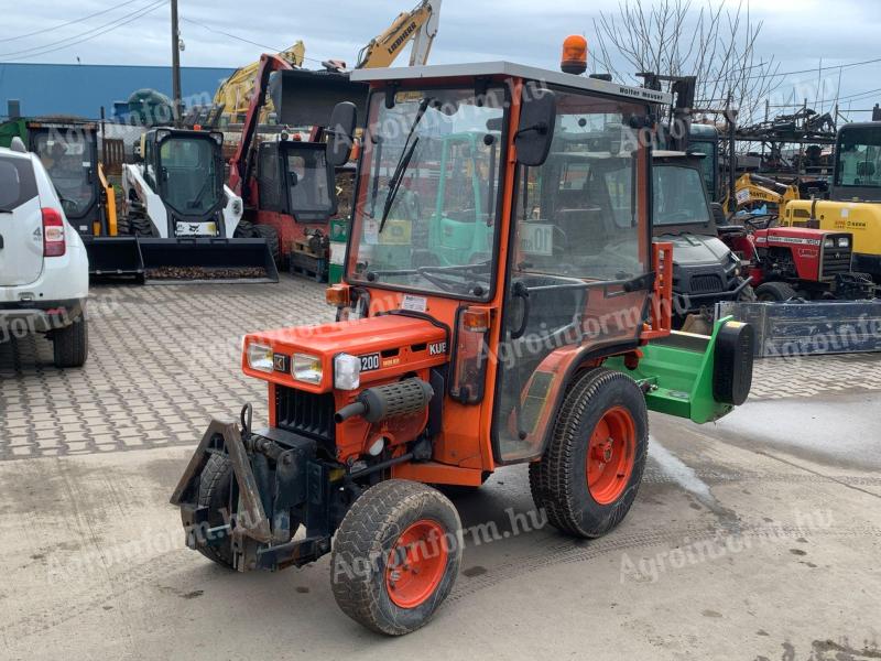 Kubota B4200 kistraktor