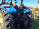 New Holland z ładowaczem czołowym T5