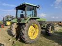 JOHN DEERE 3050