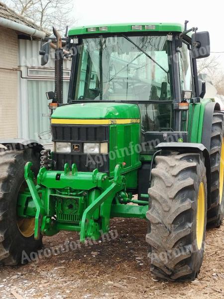 John Deere 6310