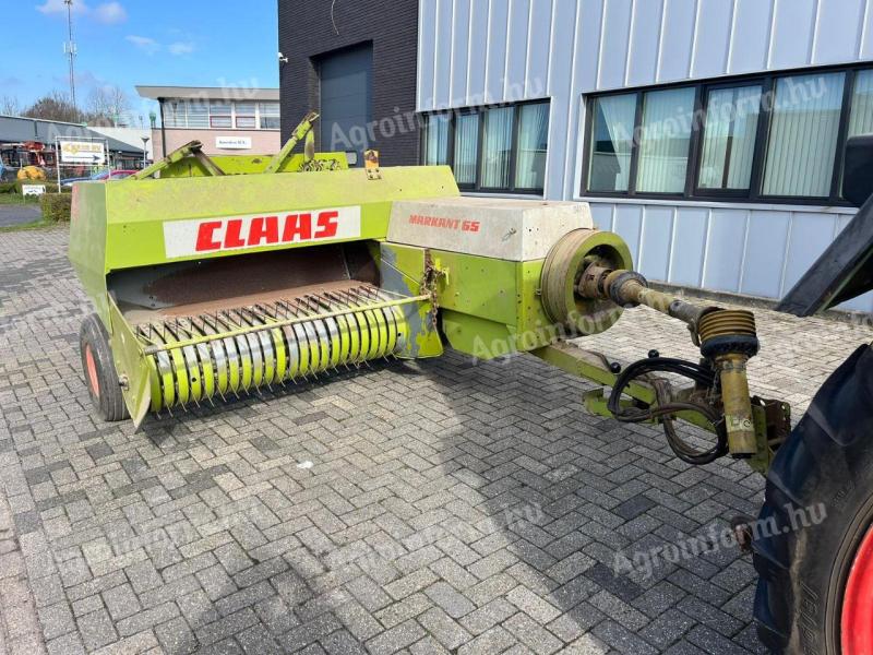 CLAAS MARKANT 65, KISKOCKA BÁLÁZÓ