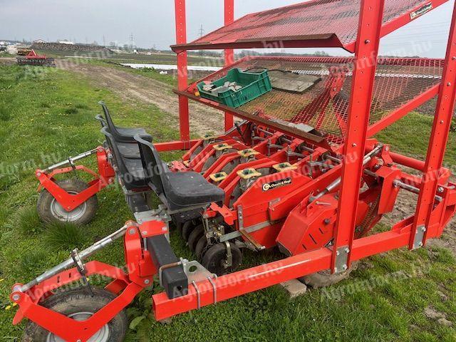 Checchi Magli Wolf Compact 4 row cup planter