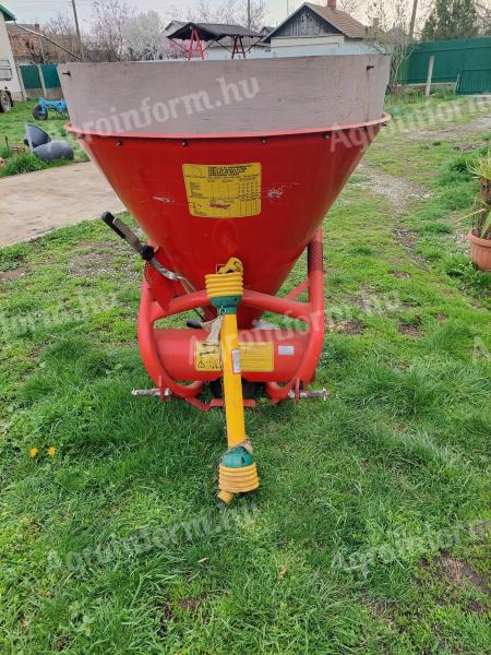 Fertiliser spreader for sale