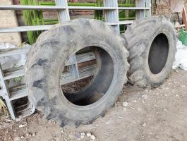 2 db VF 480/60R28 gumi eladó