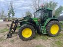 John Deere 6910 Stoll homlokrakodóval