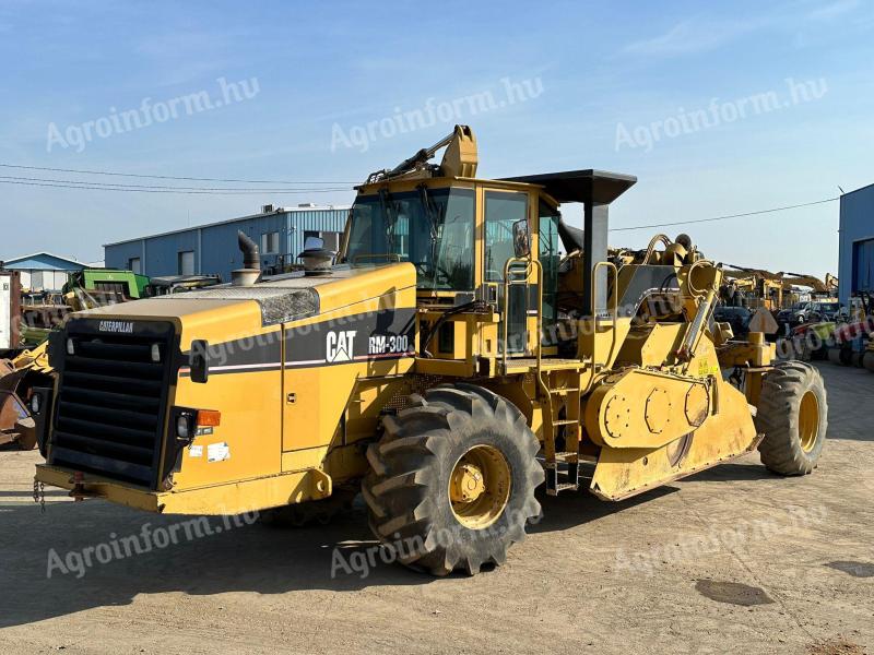 Caterpillar RM300 talaj stabilizátor