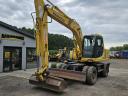 Komatsu PW150 gumikerekes forgókotró