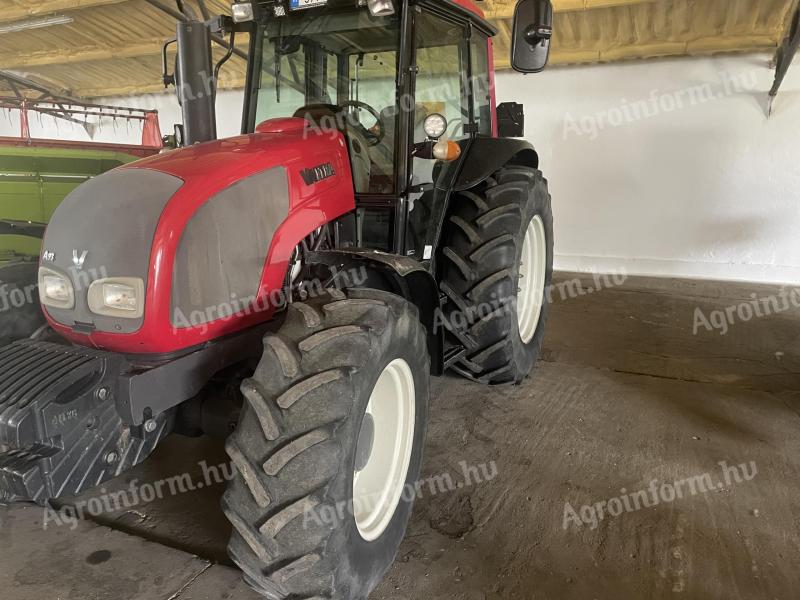 Valtra A93 traktor 2014-es évjárat