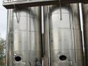 For sale 2 wine fermentation tanks 275 hl