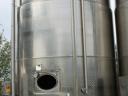 For sale 2 wine fermentation tanks 275 hl