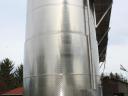 For sale 2 wine fermentation tanks 275 hl