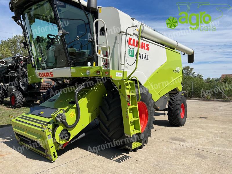 Claas Tucano 450 4WD s pogonom na vsa kolesa s skupno 1000 urami mlatenja