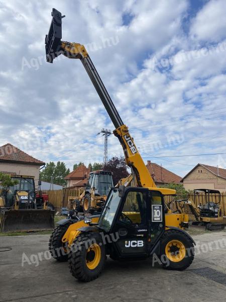 JCB 525-60 rakodógép