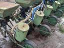 SPC fertilizer spreader with disc fertilizer spreader