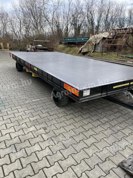 Low platform trailers by size