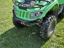 Arctic Cat V2 4x4 650 cm³ quad s papirom