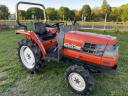 Kubota 25 HP manuální japonský traktor, malý traktor 2 nové přední pneumatiky, doprava zdarma