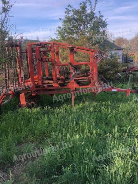 Cultivator de vânzare pentru lucrări grele, pliabil, tractat, cu mistrie, cu tasare, cu tasare, 4,5 m.