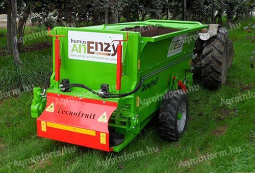 Tecnofruit levelling compost spreader